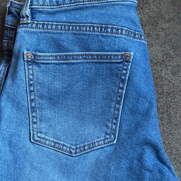 GAP Boot Cut Ankle Jeans - Picture 5 of 11